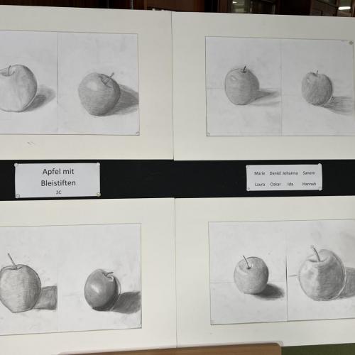 Apfel mit Bleistift 2C