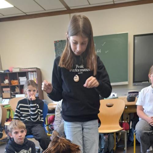 Schulbesuchshund_Bina