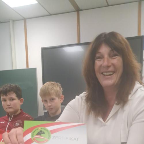 Schulbesuchshund_Sam