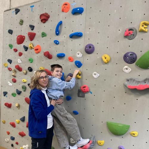 Therapie-Kletterwand 